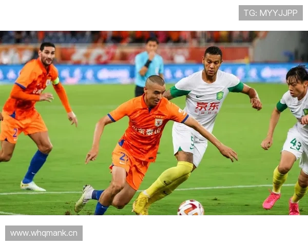 拉拽球衣在犯规判定中为何常被忽视？规则全解析