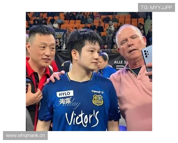 托尼娅·哈丁，赛场上那股狠劲下场拎着塑料袋逛街，这反差把我笑懵了