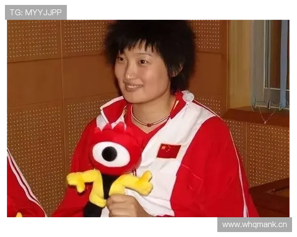 杨昊训练完直接拎着爱马仕去接娃，这反差谁懂