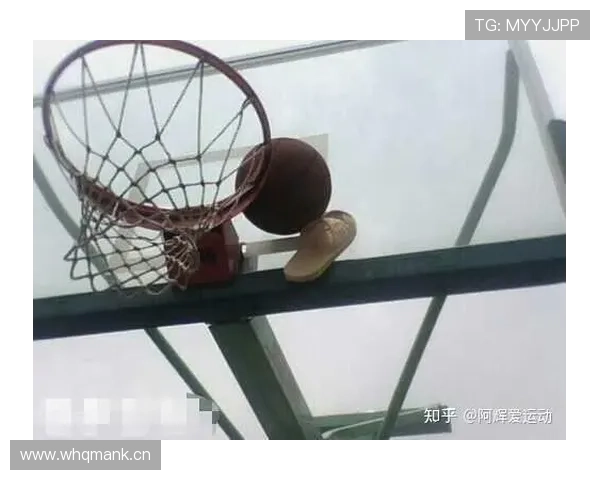 球卡篮筐规则怎么算？一次说清投篮后球夹住的判定标准
